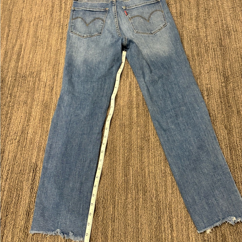 Levi’s 724 high rise straight crop jeans - Picture 8 of 10